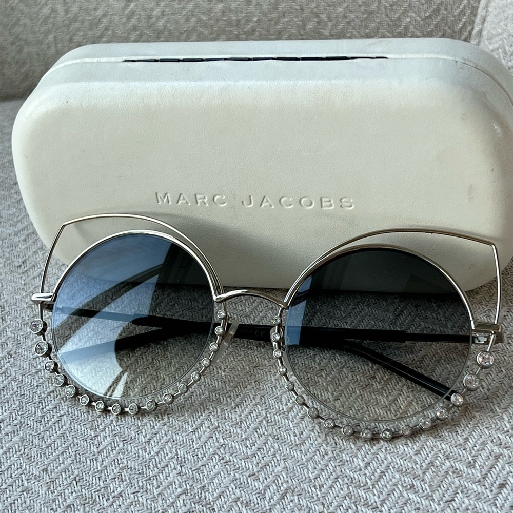 Marc Jacobs sunglasses